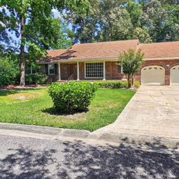 101 Beacon Hill Lane