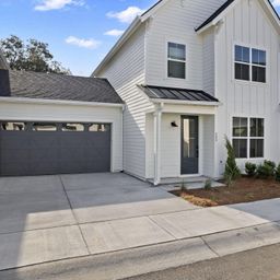 408 Oak Hammock Court