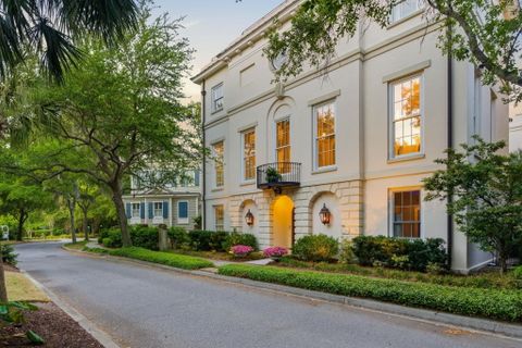 174 N Shelmore Boulevard active home in Ion, Mount Pleasant, SC
