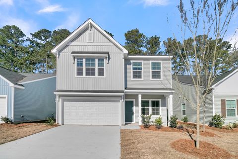 274 Clarabelle Lane active home in Six Oaks, Summerville, SC