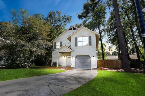 116 Excaliber Place