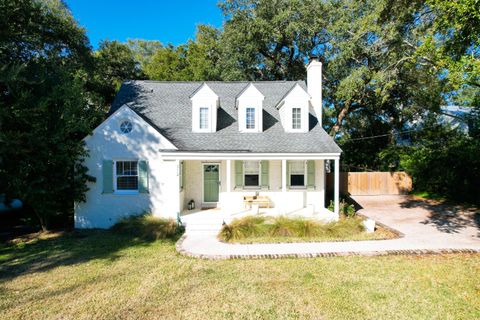 312 Bayview Drive