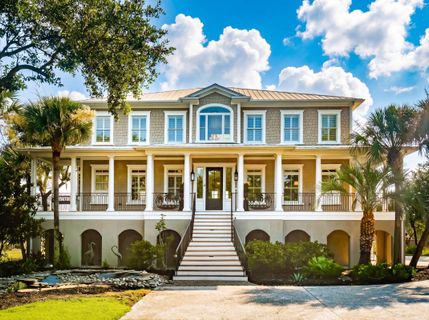 Homes in Stono Ferry, Hollywood