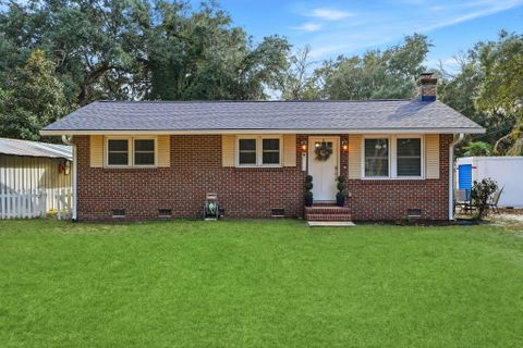Homes in Live Oak, Bonneau