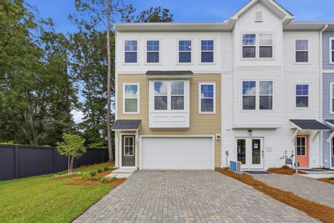 124 Fernbank Road pending home in Rhetts Cove, Johns Island, SC
