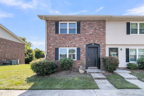 415 Parkdale Drive 3a