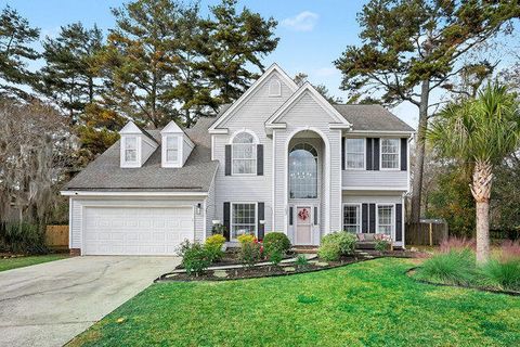 107 Franklin Court