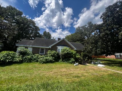 663 Wantoot Boulevard