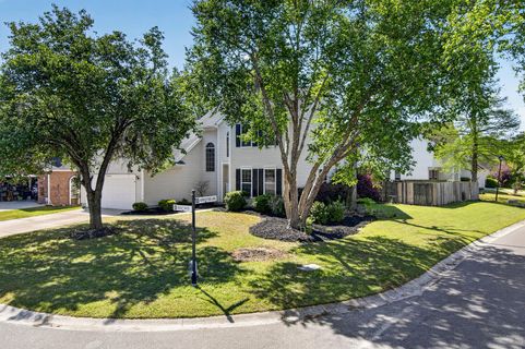 5400 Dwight Drive