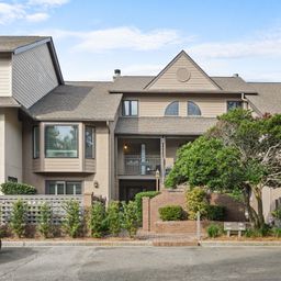 1967 Marsh Oak Lane