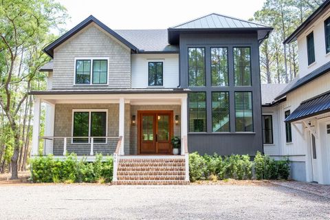 496 Commonwealth Road