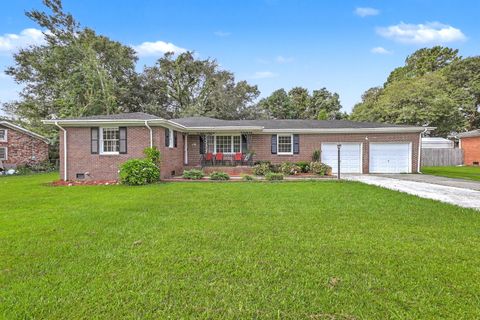 104 Hamlet Lane