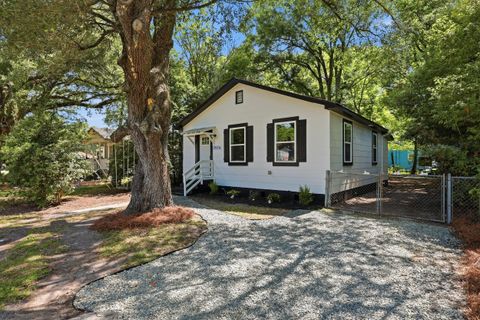 2916 Lexington Avenue active home in Waylyn, North Charleston, SC