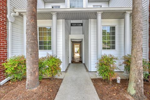 125 Golfview Lane