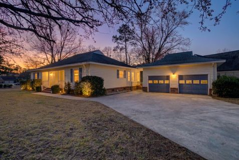 1983 Hepplewhite Street