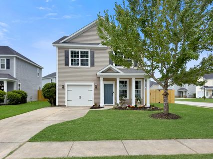 266 Oglethorpe Circle active home in Spring Grove Plantation, Moncks Corner, SC