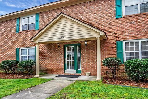 108 Pinewood Street D