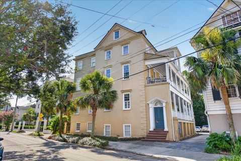 65 Vanderhorst Street Apt F active home in Radcliffeborough, Charleston, SC