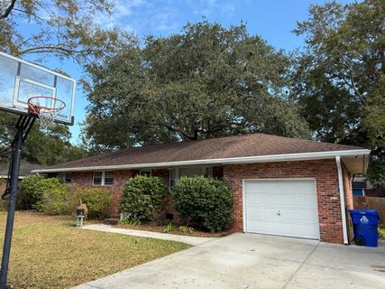1720 Somerset Circle