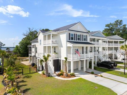 Homes in The Marshes At Cooper River, Charleston