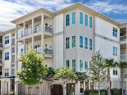 320 Longshore Street 1046 active home in Daniel Island, Charleston, SC