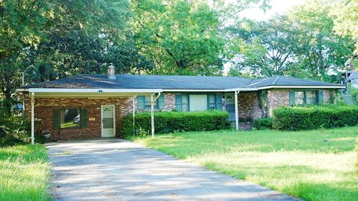 1146 Browning Road
