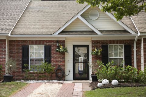 1329 Old Tabby Lane