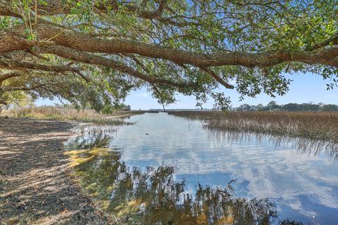 3925 James Bay Road Lot C
