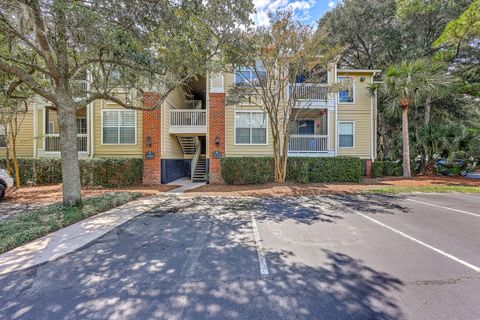 1600 Long Grove Drive 1318