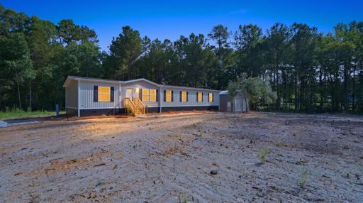 329 Hickory Nut Way