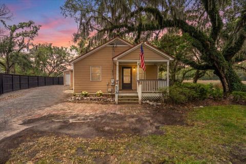 538 River Road active home in Johns Island, Johns Island, SC