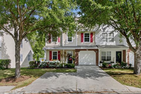 Homes in Persimmon Hill, Goose Creek
