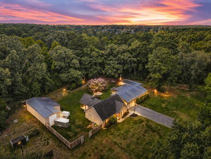135 Gilleys Court
