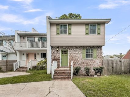 960 Myrtle Court