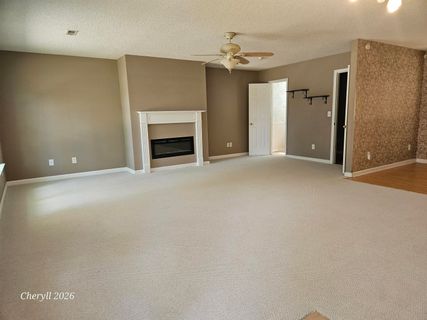 1103 Hawthorne Road