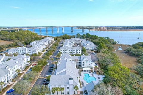 Homes in Daniels Landing, Daniel Island