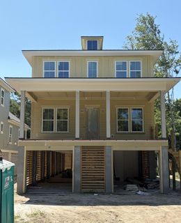 3719 Zacoma Drive pending home in Copahee View, Mount Pleasant, SC