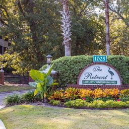 1025 Riverland Woods Place 818