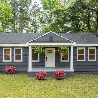 1586 Highway 15