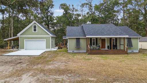 A home in Botany Bay, Wadmalaw Island