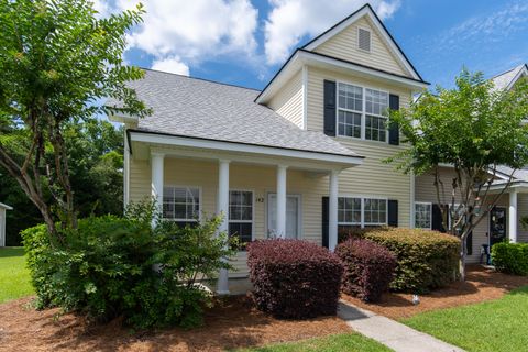 142 Black River Drive active home in Lakes Of Summerville, Summerville, SC