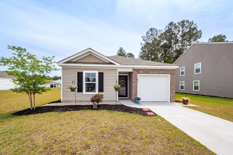 506 Shady Maple Street active home in Stone Ridge, Moncks Corner, SC