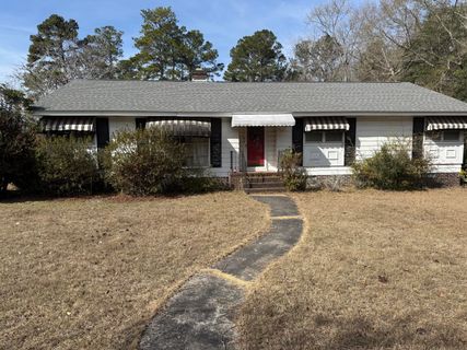 187 Airport Road