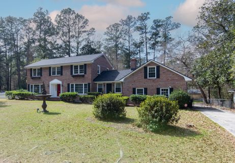 104 Race Club Road