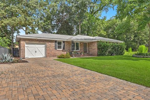 2050 Bishop Drive