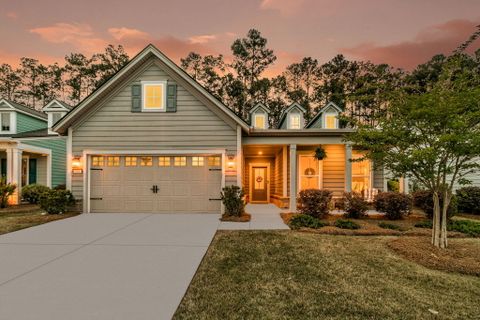 153 Hedera Court