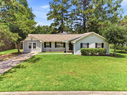 405 Amberjack Way active home in Marlin Estates, Summerville, SC