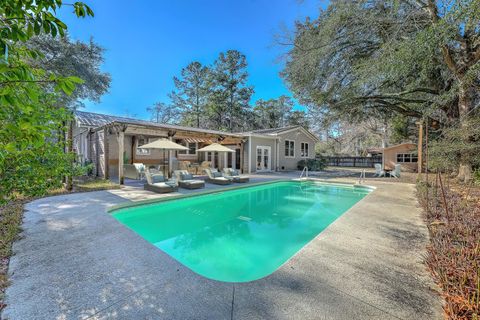 212 Lenwood Drive