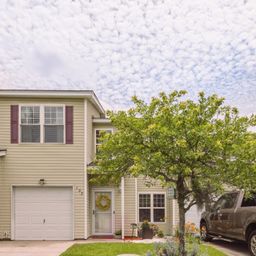 102 Spanish Oaks Lane