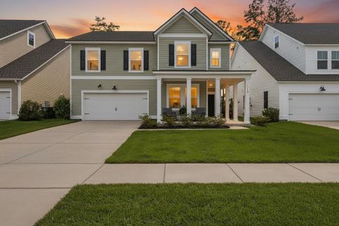 112 Upper Trestles Avenue